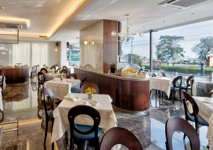 media.Slide_Ristorante_1Hotel_Mondial_Rimini